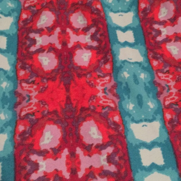 LuLaRoe Leggings - Picture 2 of 3